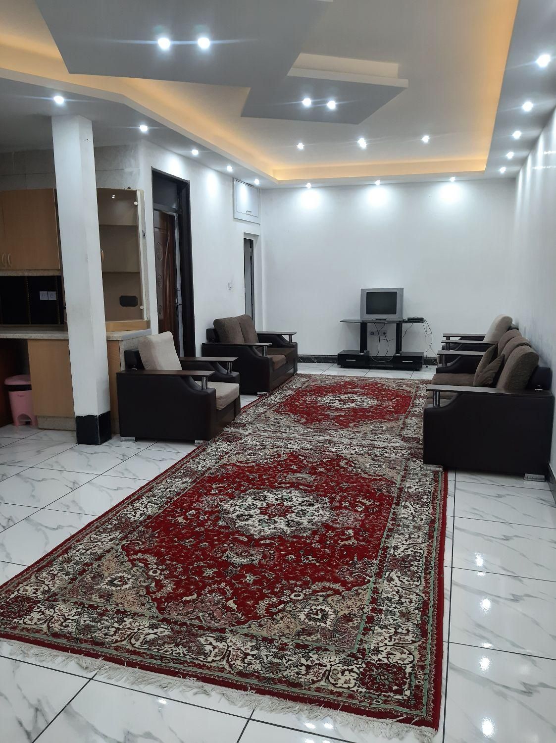 اجاره روزانه/هفتگی/ماهانه آپارتمان ۹۰ متری|اجارهٔ کوتاه‌مدت آپارتمان و سوئیت|تبریز, |دیوار
