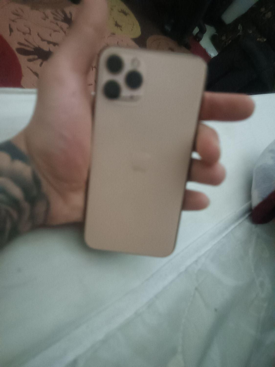 اپل iPhone 11 Pro با حافظهٔ ۲۵۶ گیگابایت|موبایل|تهران, افسریه|دیوار