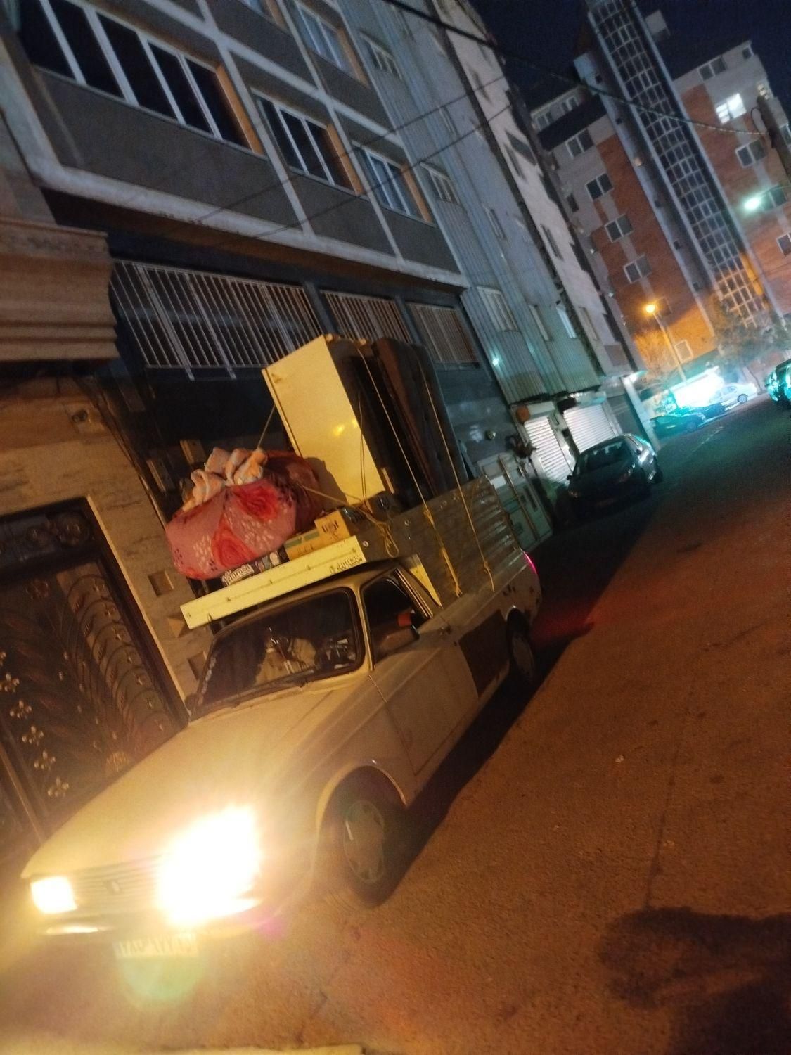 خدمات شرکت باربری خاور وانت نیسان با کارگر|خدمات حمل و نقل|تبریز, |دیوار