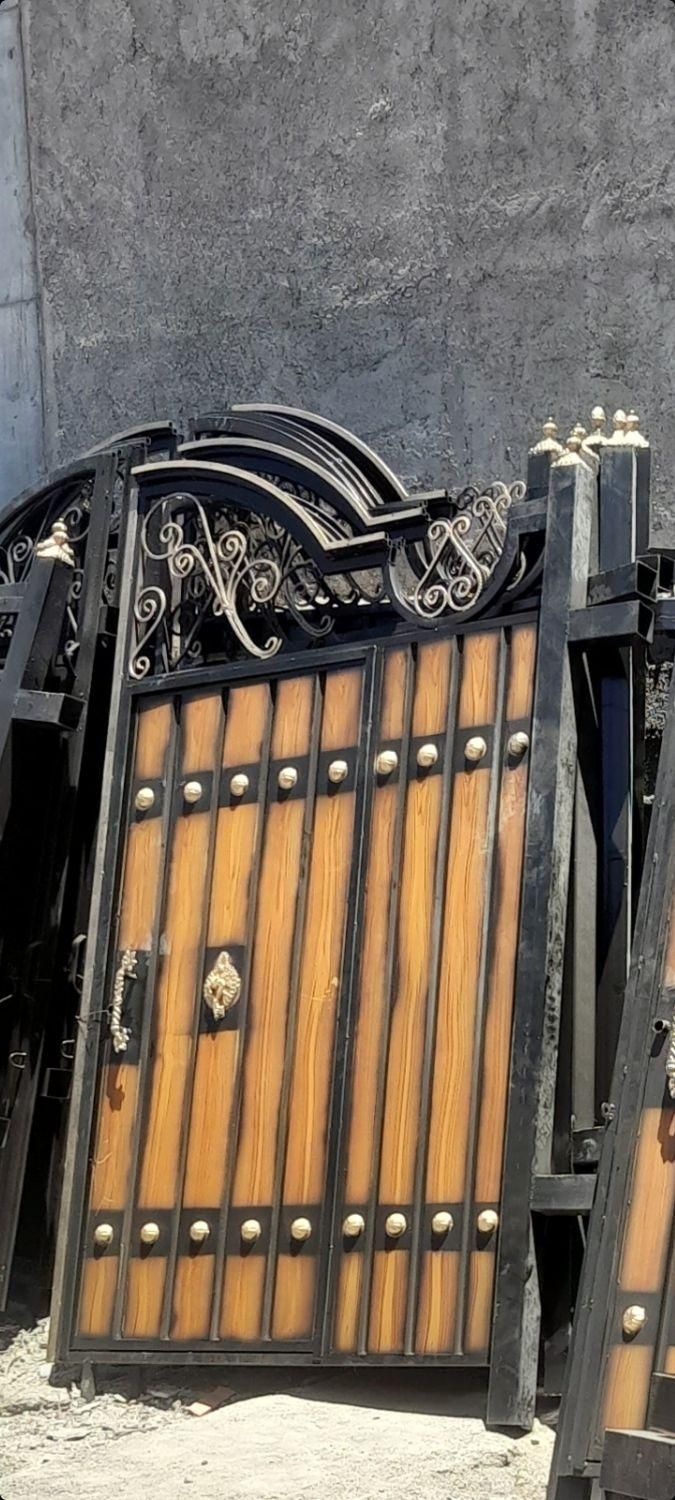 درب های فرفوژه ای .وچوبی|مصالح و تجهیزات ساختمان|کرمان, |دیوار