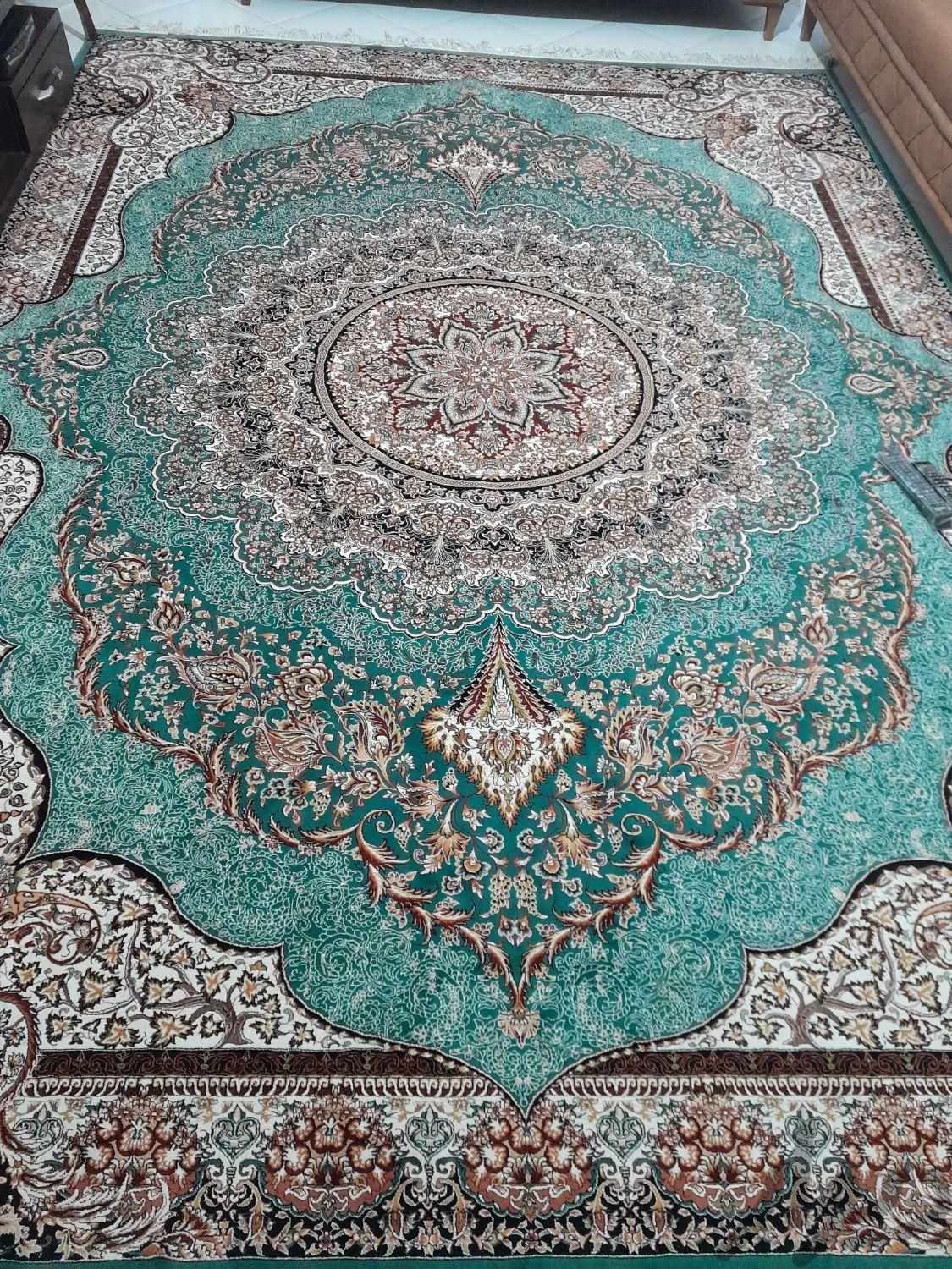 فرش فیروزه ایی|فرش|اصفهان, شهریار|دیوار
