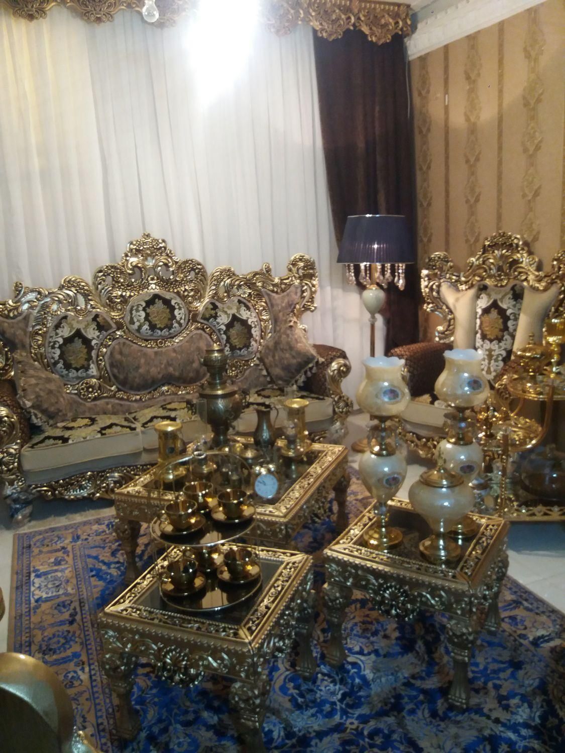 مبلمان و نهارخوری سلطنتی ورق طلا آکبند نوسفارشی|مبلمان خانگی و میز عسلی|کرمانشاه, |دیوار