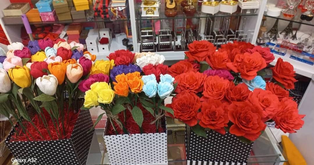 گل های کاغذ کشی|گل مصنوعی|تنکابن, |دیوار