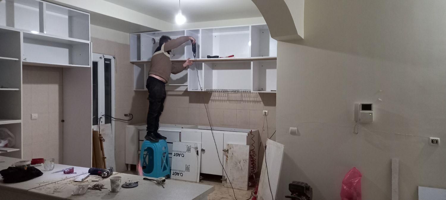 تعمیرات کابینت رگلاژ دربها تعویض ریل کشو و دراور|خدمات پیشه و مهارت|کرج, ساماندهی|دیوار