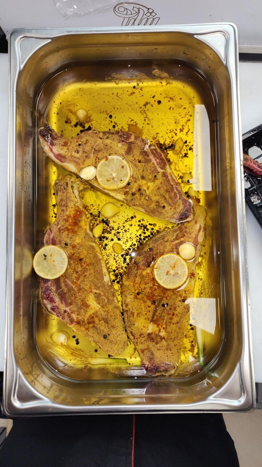 تولید انواع استیک گوشت بره و گوساله مزه دار شده|خوردنی و آشامیدنی|اصفهان, احمدآباد|دیوار
