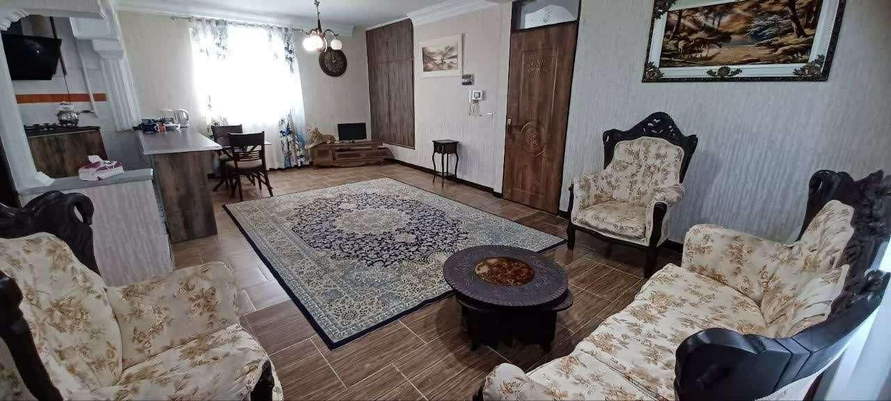 صددرصد مستقل ،یک طبقه یک واحد،بر اصلی|اجارهٔ کوتاه‌مدت آپارتمان و سوئیت|رشت, باهنر|دیوار