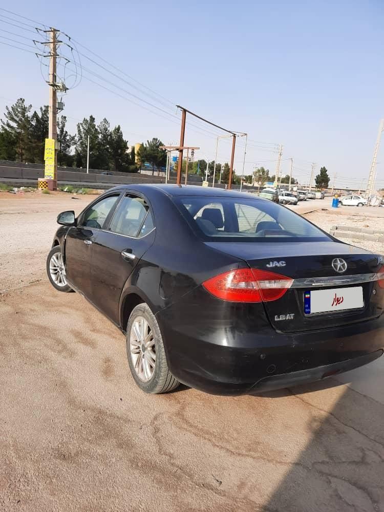 جک J5 اتوماتیک 1800cc مشکی|خودرو سواری و وانت|اصفهان, باغ زرشک|دیوار