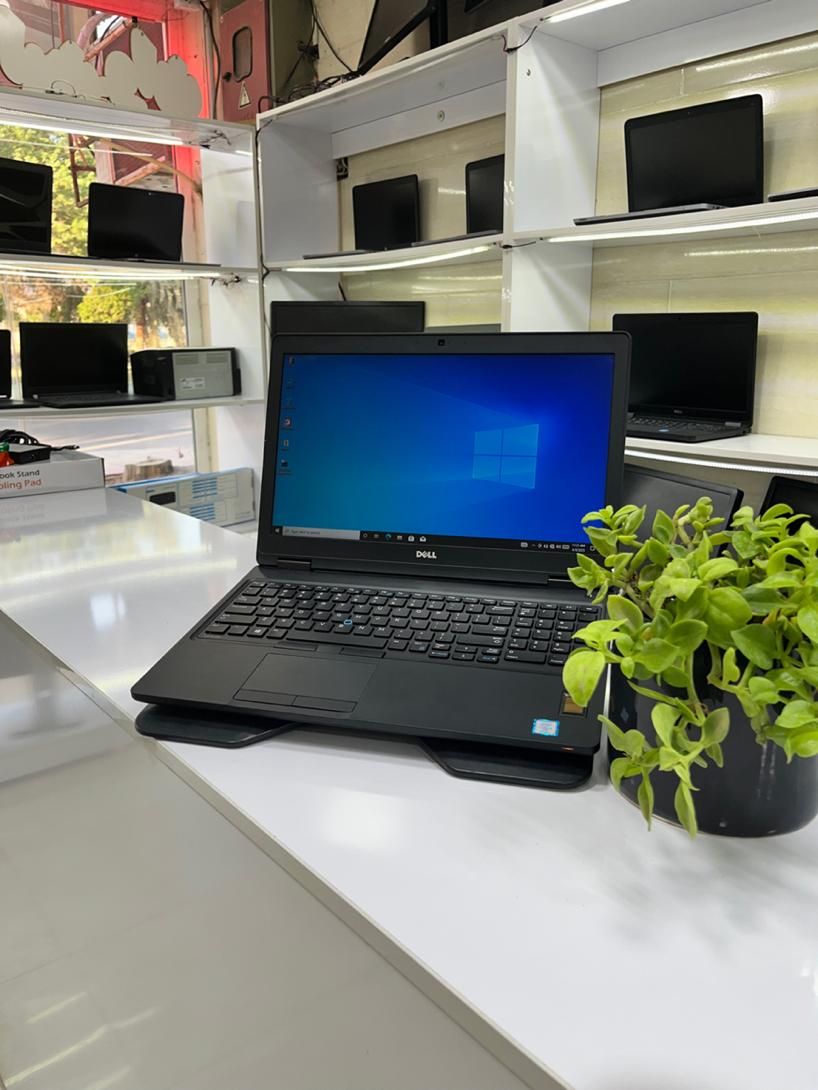 لپ تاپ Dell i5 نسل ۷ ( رادگستر ایستگاه ۴)|رایانه همراه|آبادان, |دیوار