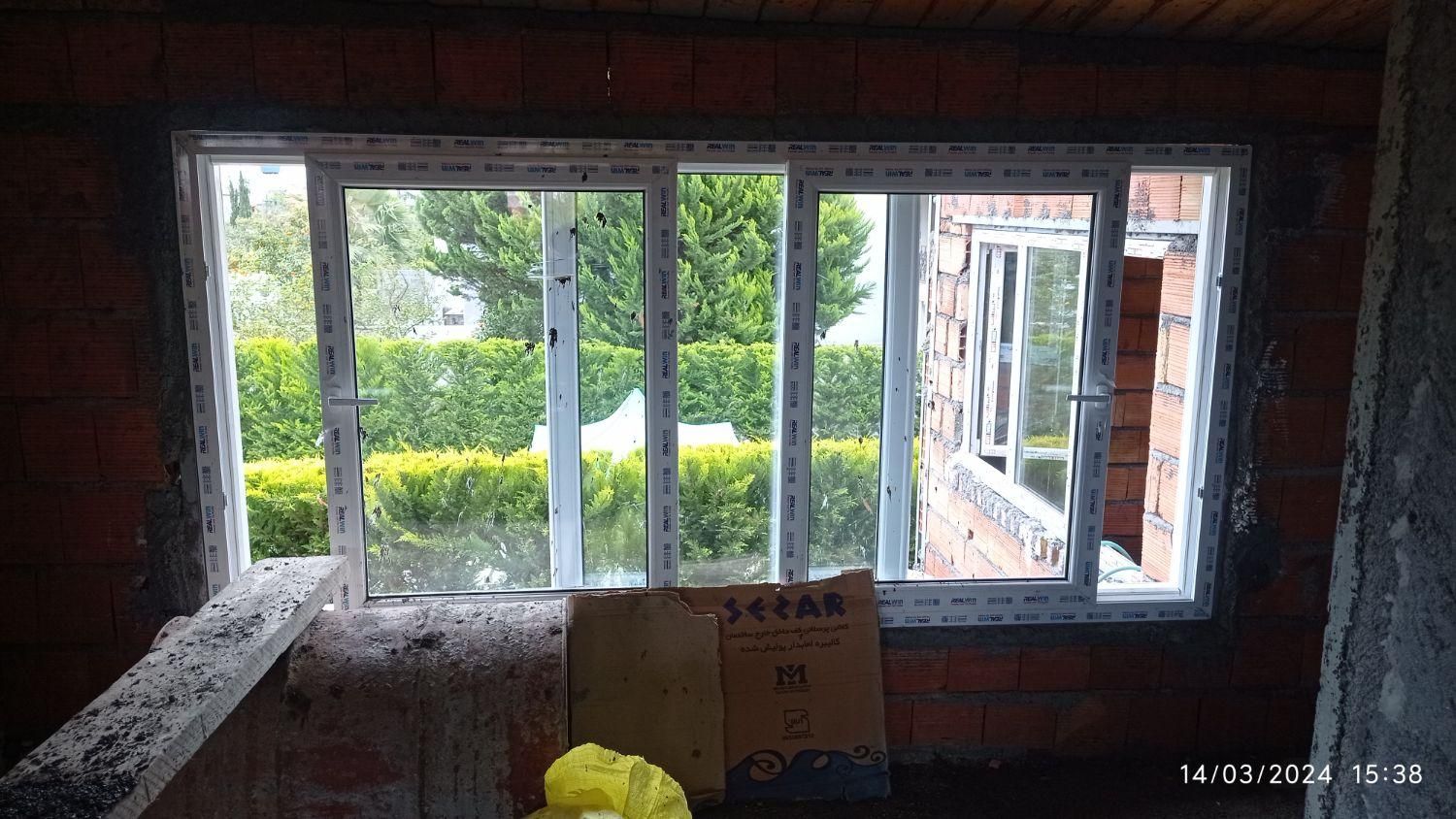 تولید پنجره دوجداره upvc توری شیشه تعمیر|خدمات پیشه و مهارت|تهران, پیروزی|دیوار