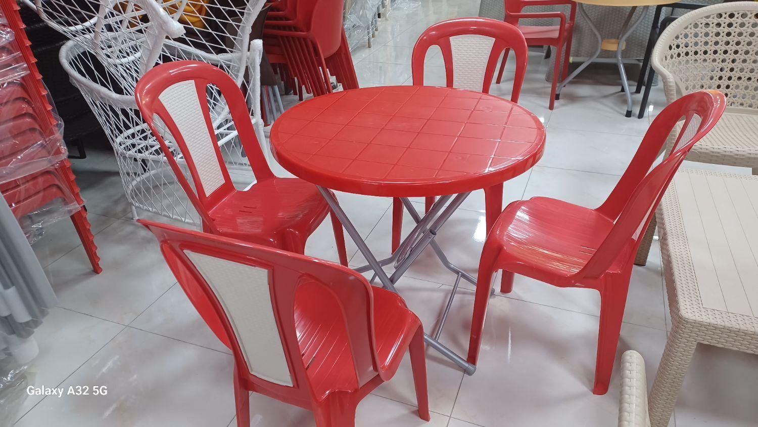 میز و صندلی پلاستیکی جلسات بادوام|میز و صندلی غذاخوری|چهارباغ, |دیوار