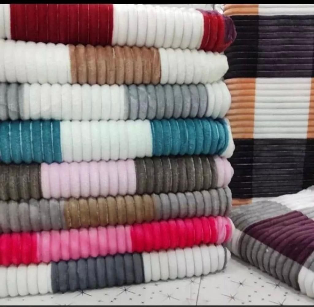 فروش عمده پتو آغاز شد.طرح رنگ ها جدید همه جوره|رختخواب، بالش، پتو|کرمانشاه, |دیوار