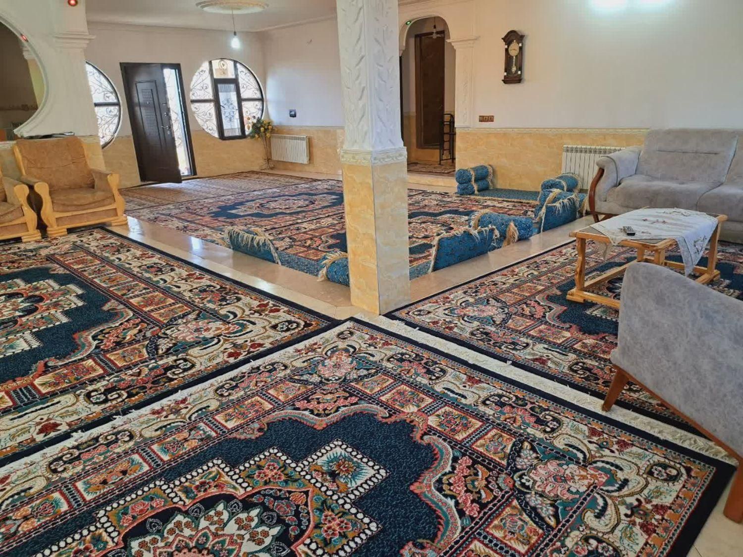 اجاره ساختمان سه خوابه در باغ بزرگ و باصفا|اجارهٔ کوتاه‌مدت ویلا و باغ|کرمان, |دیوار