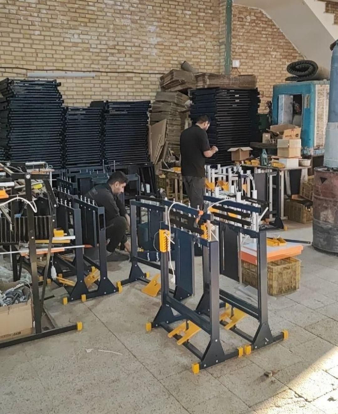 فروش دستگاه دوخت پدالی صادراتی پرس پلاستیک نایلون|ماشین‌آلات صنعتی|تهران, آذربایجان|دیوار