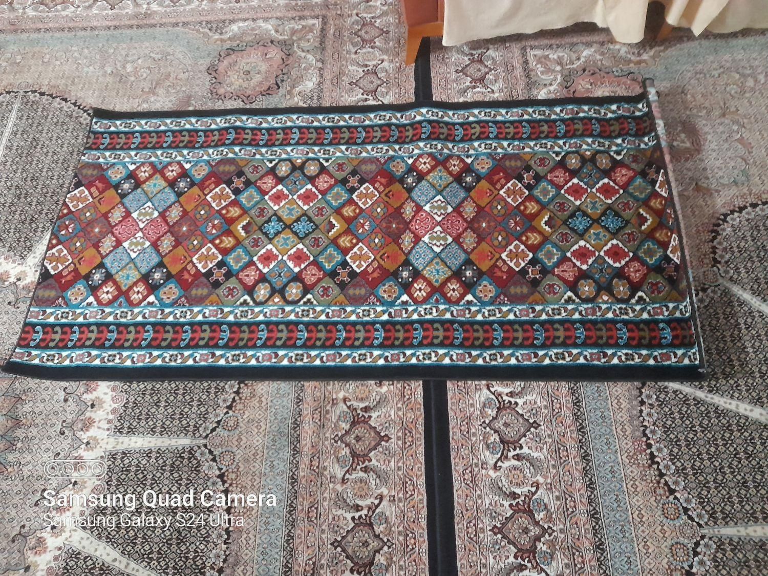کناره فرش یا روتختی کافه|فرش|خمینی‌شهر, |دیوار
