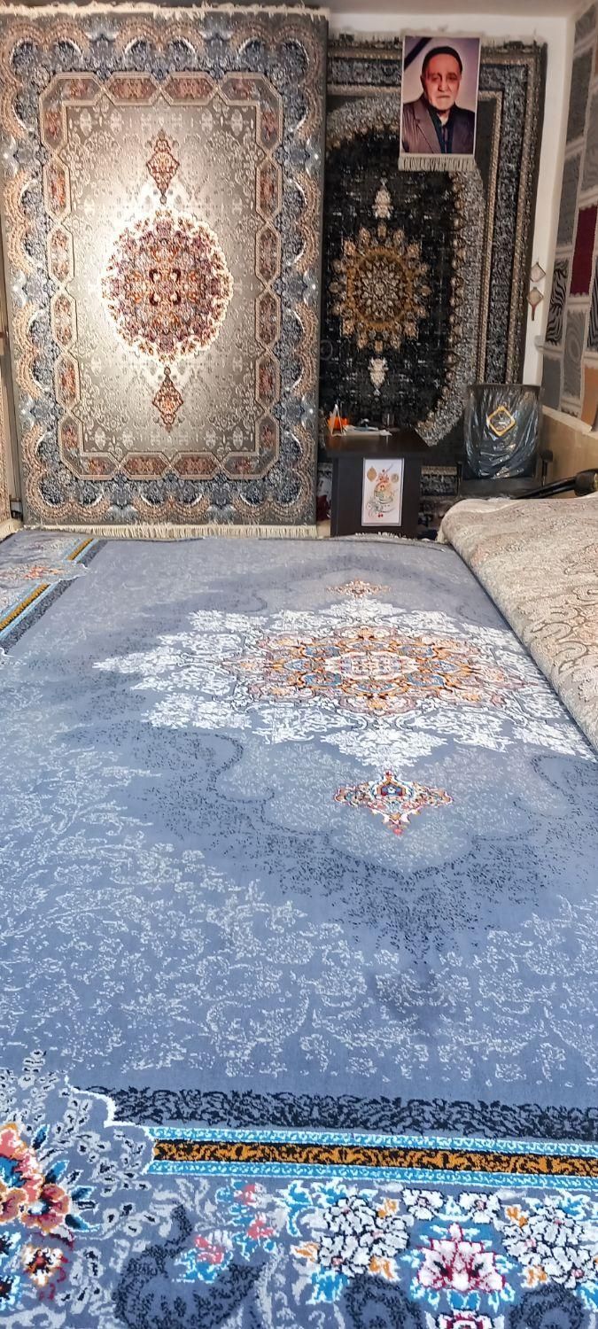 فرش۱۲متری۷۰۰شانه   نخ**نسوز**|فرش|مشهد, ایثارگران|دیوار