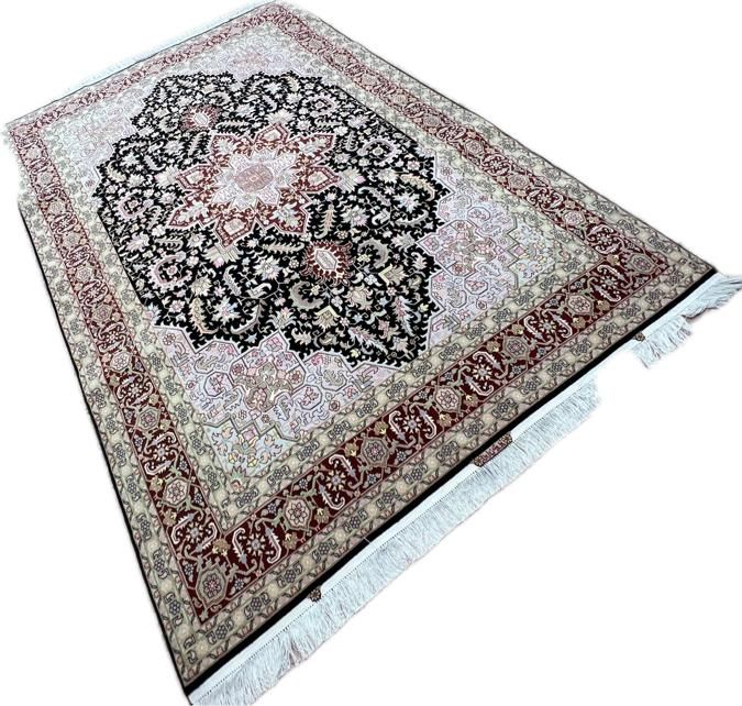 دستبافت تبریز۶ متری دستباف|فرش|تهران, نارمک|دیوار