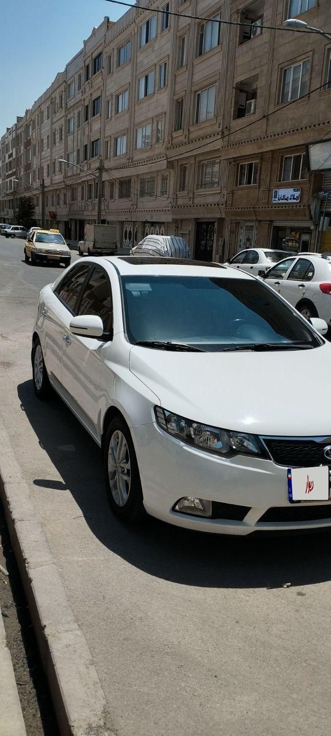 سراتو ۲۰۰۰ اتومات  آپشنال معاوضه با ماشین سبک تر|خودرو سواری و وانت|قزوین, |دیوار