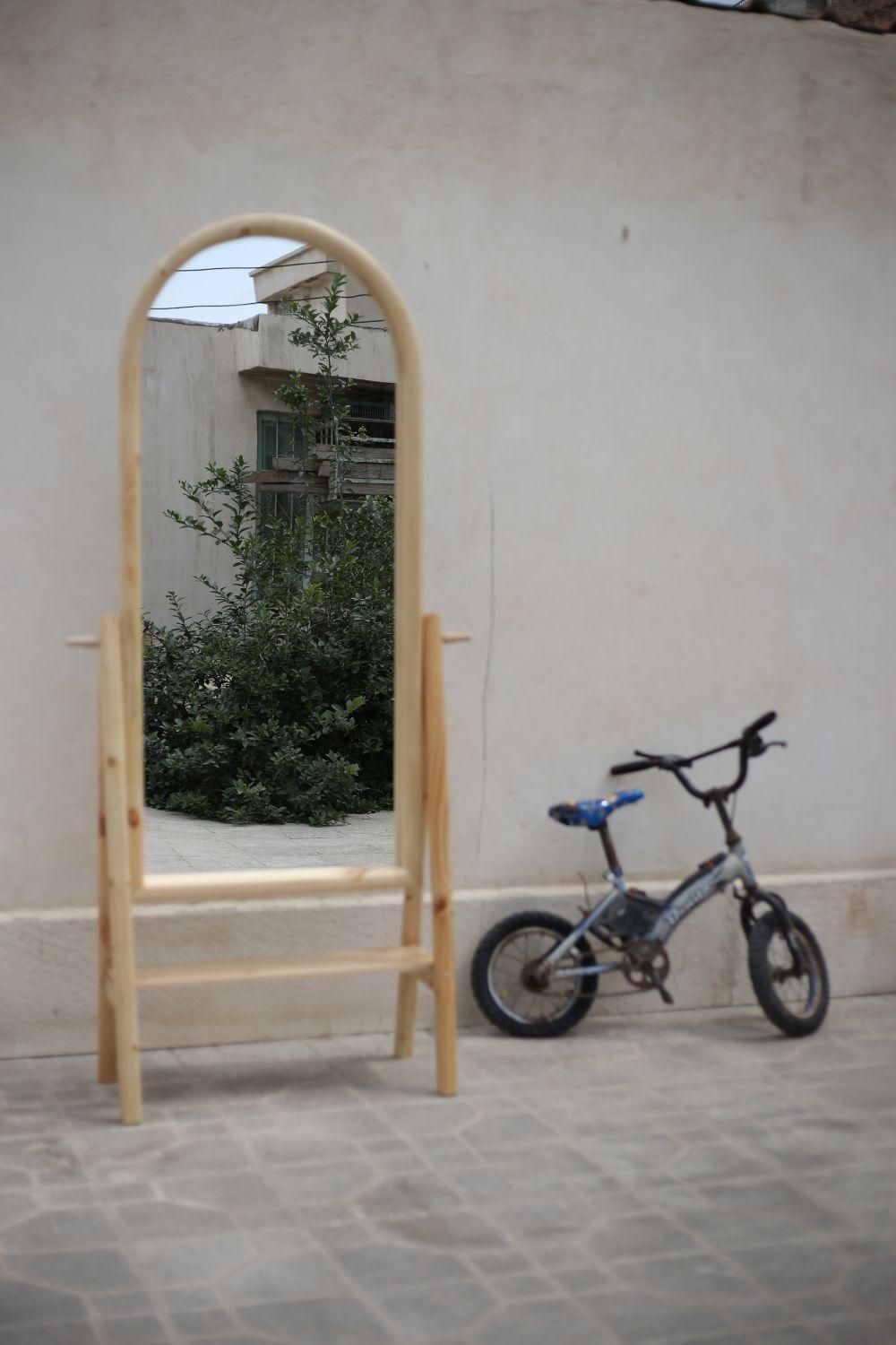 آینه قدی با استند چوبی مناسب فضای کم|آینه|بندرعباس, |دیوار