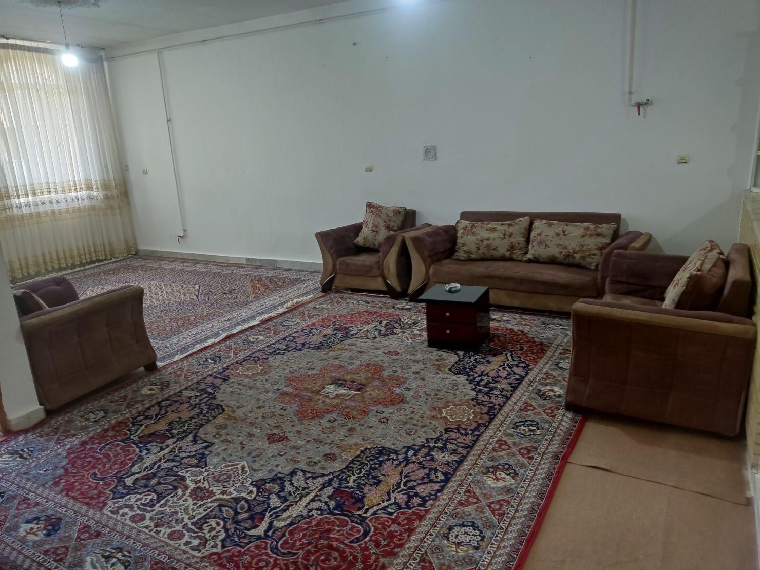 سوییت ویلایی سویت مبله منزل اسکان خانه|اجارهٔ کوتاه‌مدت آپارتمان و سوئیت|سنندج, |دیوار