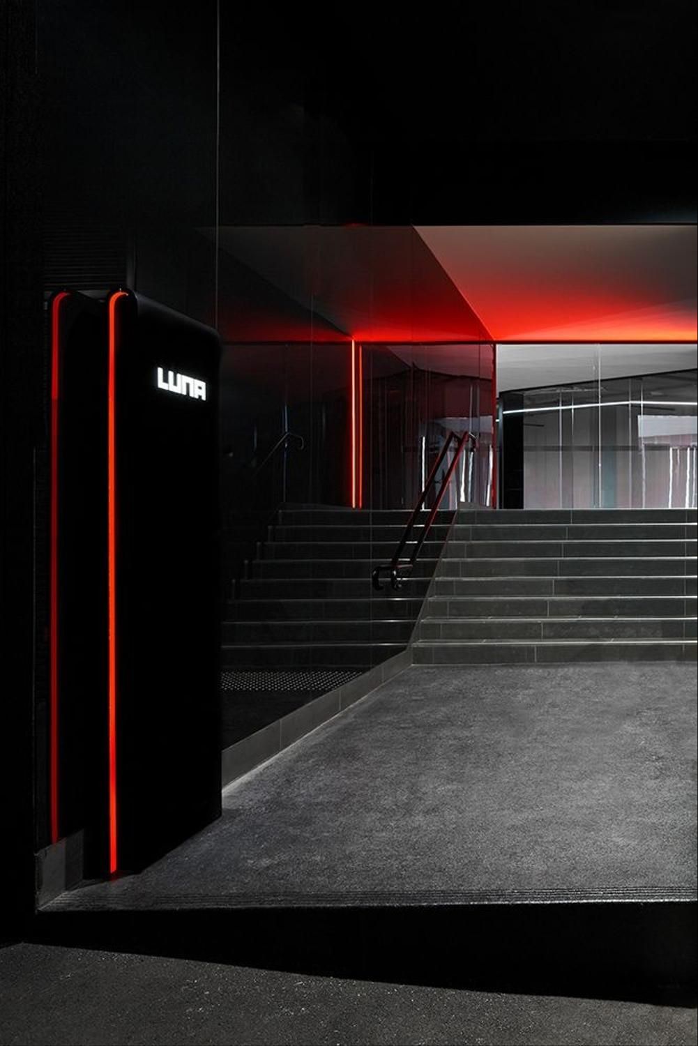 پخش عمده نورخطی/لاینر/لاین نوری/چراغ خطی/ارسال|لامپ و چراغ|ارومیه, |دیوار