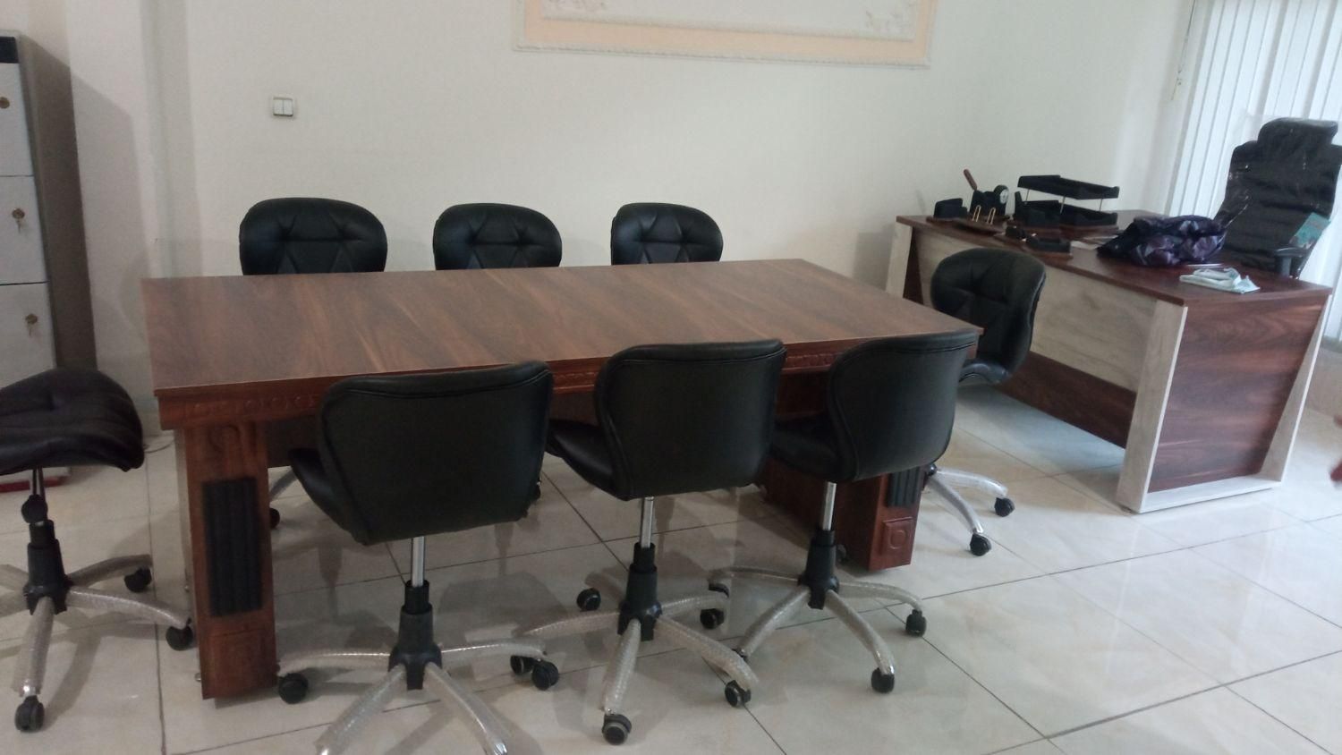 میز جلسات|مبلمان اداری|سنندج, |دیوار