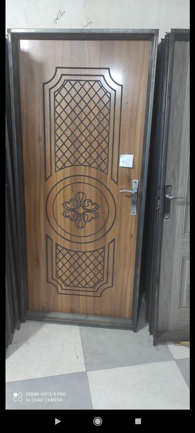 درب چوبی با چارچوب|مصالح و تجهیزات ساختمان|کرمان, |دیوار