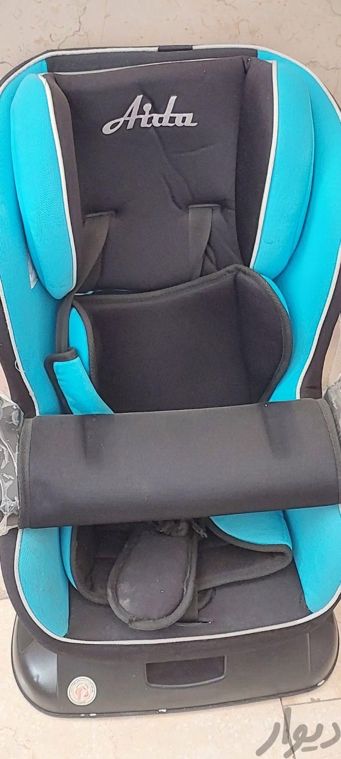 دو عدد صندلی ماشین بچه از نوزادی|تخت و صندلی بچه|تهران, نارمک|دیوار