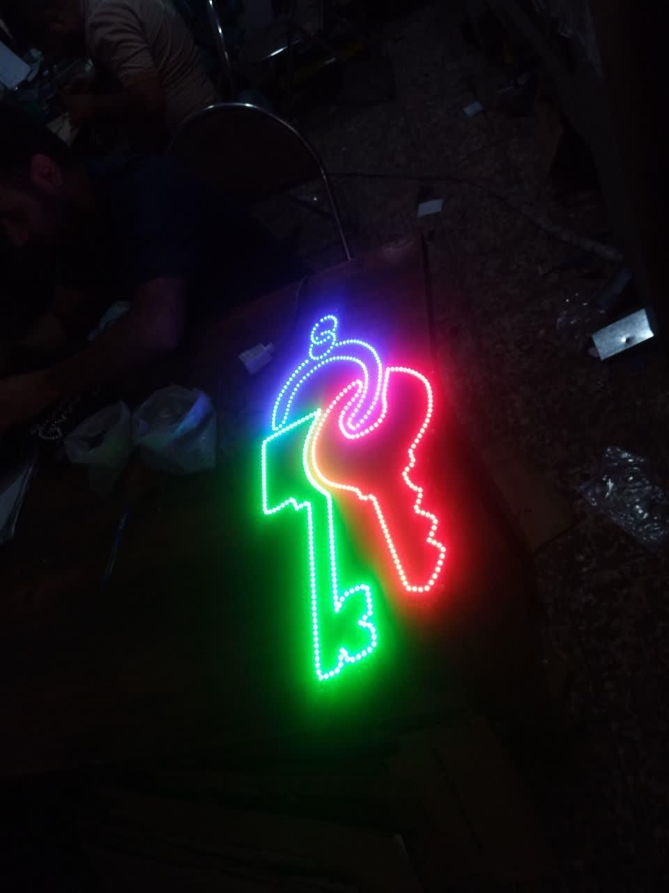 تابلو ال ای دی شکل سایپا تیبا کلید بستنی باطری|فروشگاه و مغازه|تهران, جوانمردان (اندیشه)|دیوار