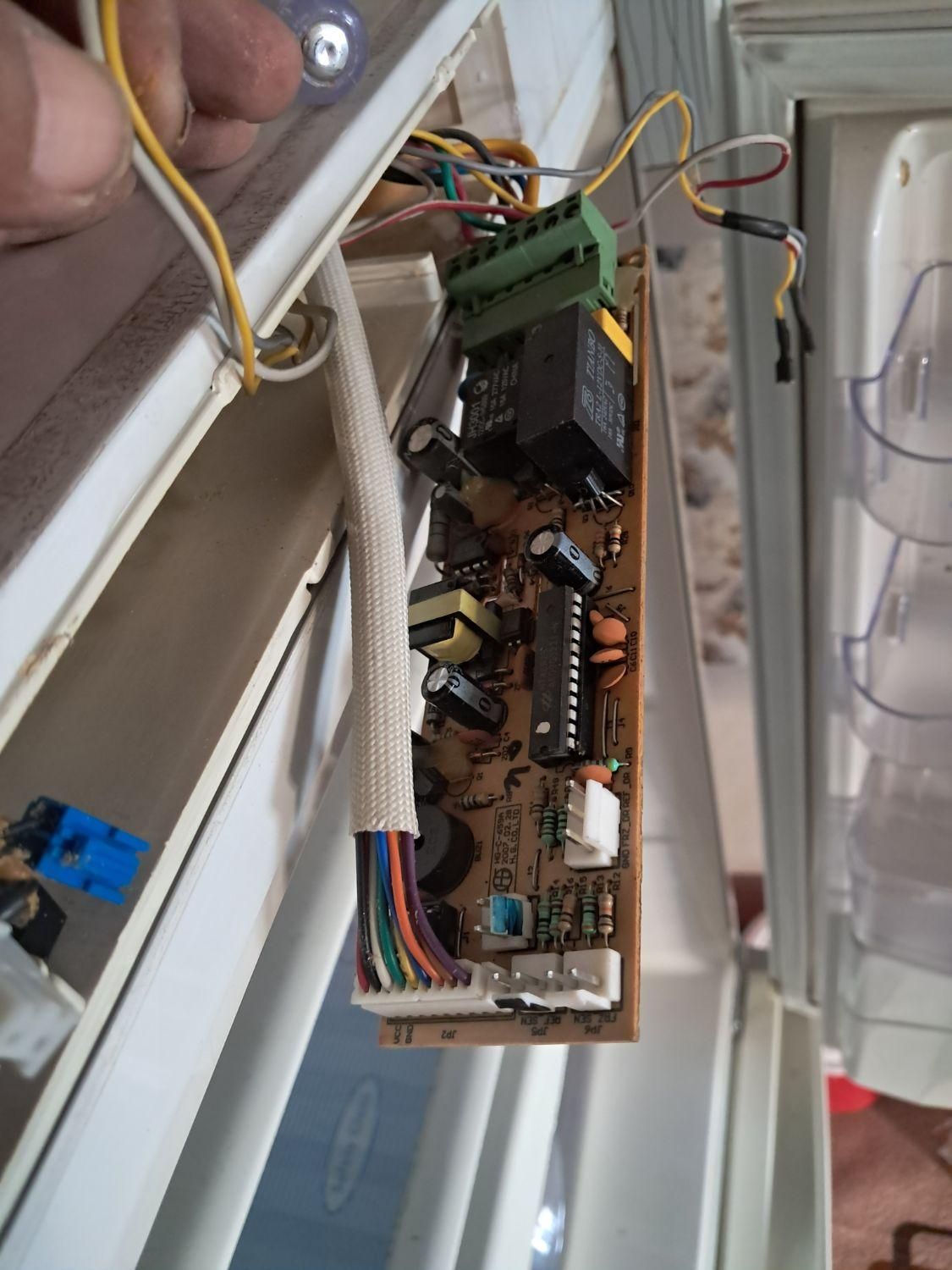 یخچال سازی صادقی تعمیرات یخچال تعمیرکار درکل مناطق|یخچال و فریزر|شادیان, |دیوار