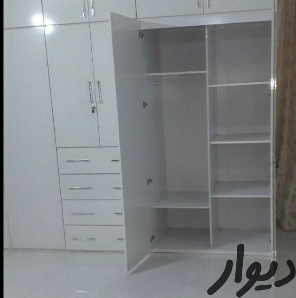 تعمیر کابینت کمد تعویض ریل کشو نجاری سیار کل تهران|خدمات پیشه و مهارت|تهران, میدان انقلاب|دیوار