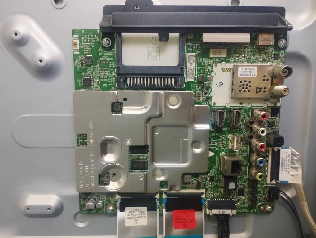 تعمیرات انواع تلویزیون LED بناوند|خدمات پیشه و مهارت|بندرعباس, |دیوار