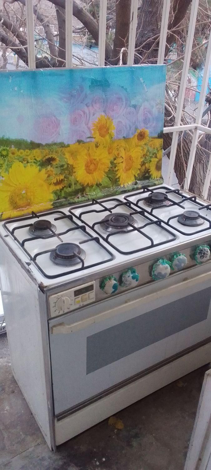 اجاق گاز پنج شعله فردار پادیسان|اجاق گاز و لوازم برقی پخت‌وپز|تهران, شهرک کیانشهر|دیوار