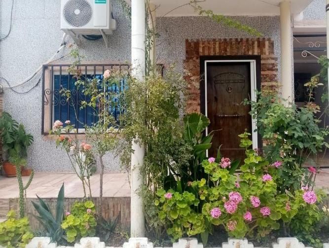 همکف ویلایی ۹۰ متری / پارکینگ / شخصی ، خیلی تمیز|اجارهٔ کوتاه‌مدت آپارتمان و سوئیت|محمودآباد, |دیوار
