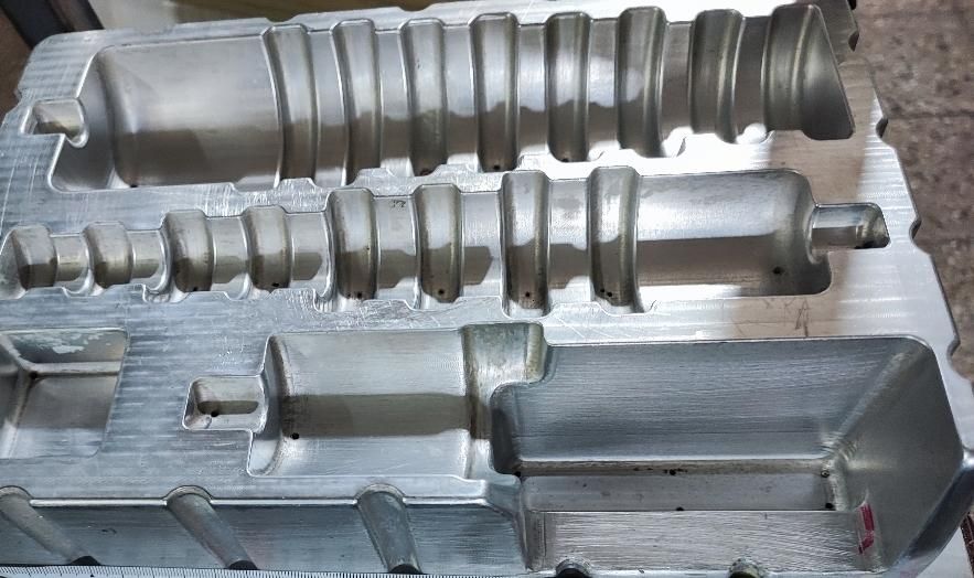 وکیوم فرمینگ و ساخت قالب CNC|ماشین‌آلات صنعتی|تهران, اتحاد|دیوار