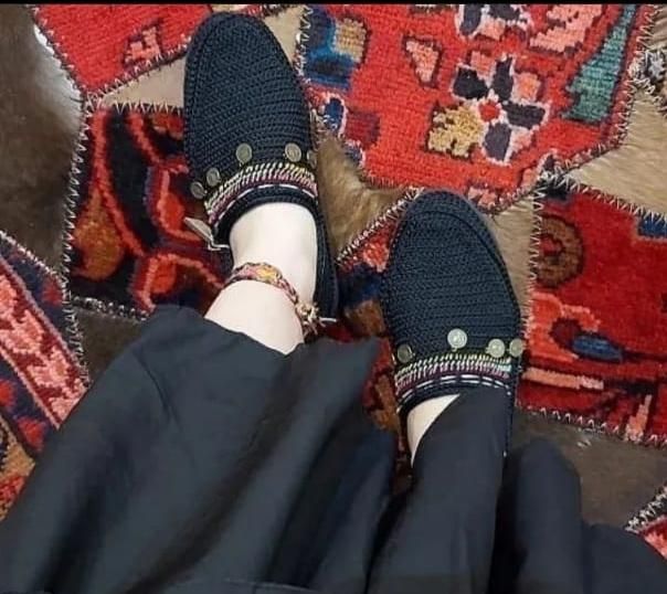 گیوه طرحدار جذاب|کیف، کفش، کمربند|مشهد, کوه سنگی|دیوار