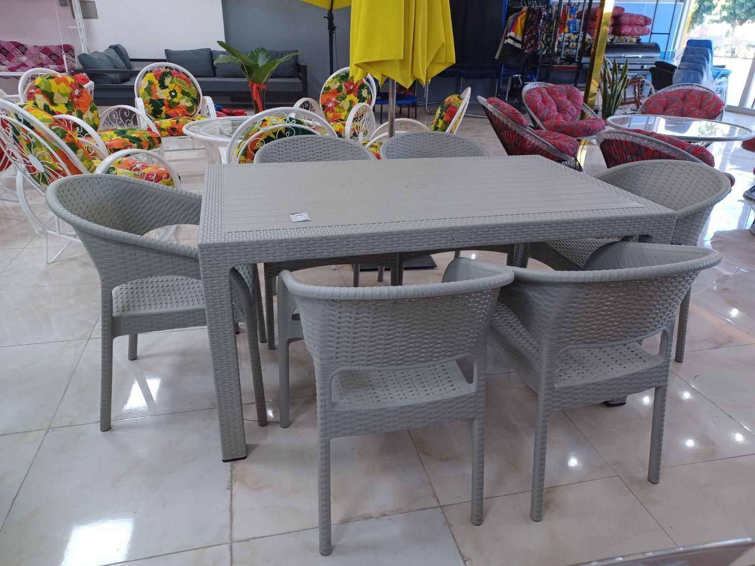 ناصر پلاستیک صندلی کافه مدل یونیک|میز و صندلی غذاخوری|چهارباغ, |دیوار