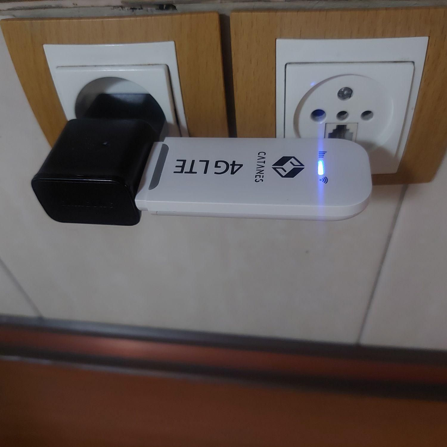 دانگل مودم وایفای سیمکارتی انلاک 4G/LTE|مودم و تجهیزات شبکه|تهران, ستارخان|دیوار