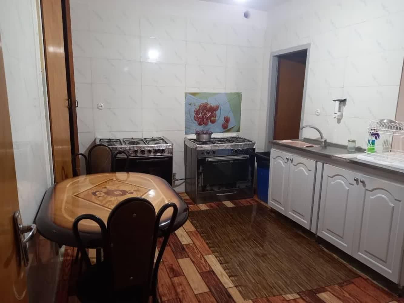 خوابگاه دخترانه سینما سعدی|اجارهٔ کوتاه‌مدت آپارتمان و سوئیت|شیراز, سینما سعدی|دیوار