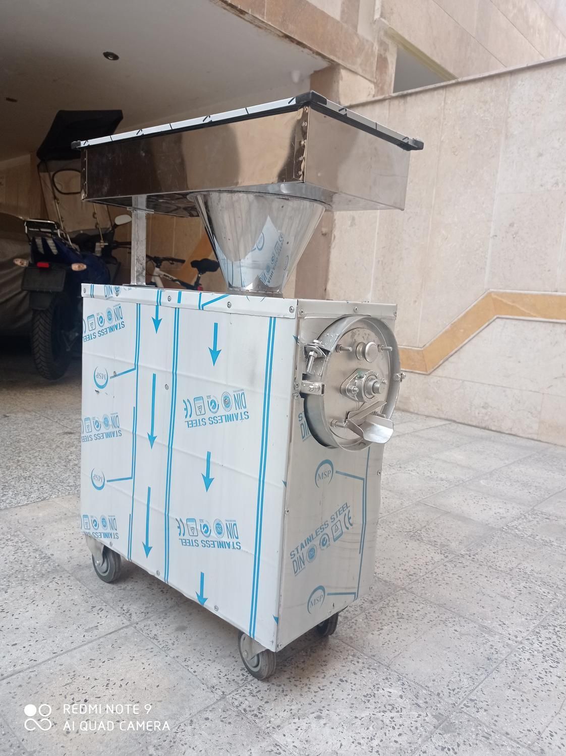 آب گوجه گیر 400 کیلو در ساعت(پرتابل)صنعت سبزایران|آبمیوه‌گیر و آب‌مرکبات‌گیر|ری, دولت‌آباد|دیوار