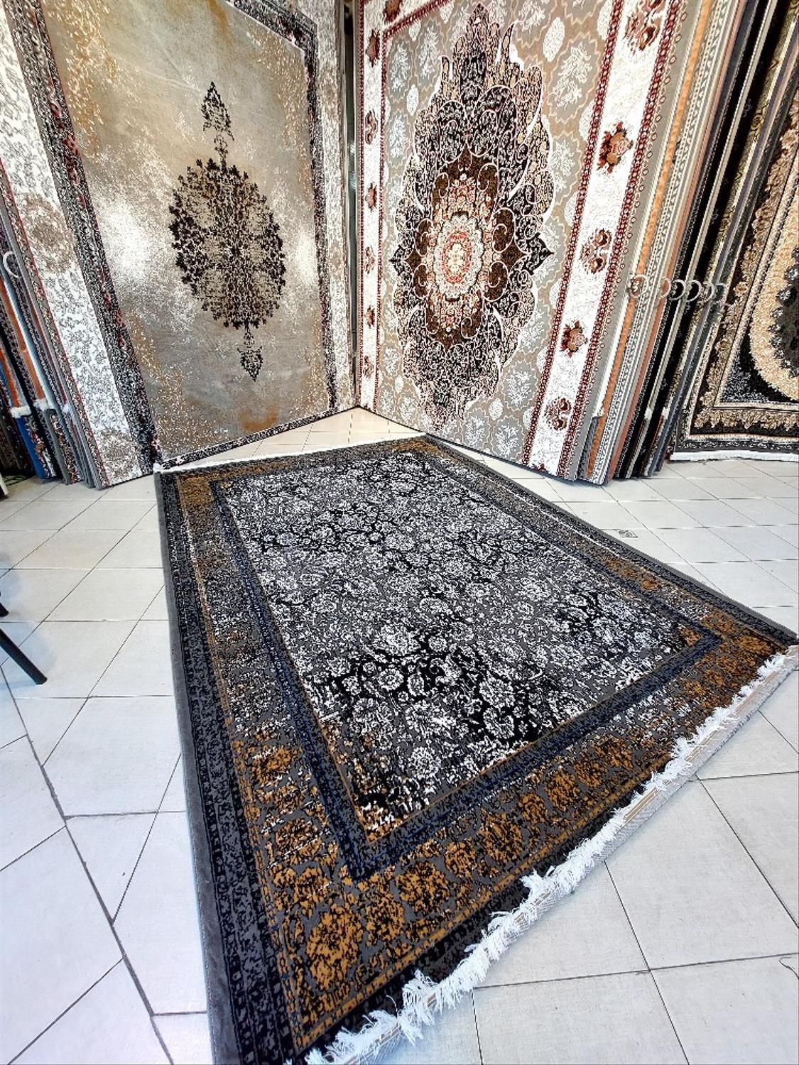 فرش۱۲ متری نگین آرا مشهد طرح۷۰۰شانه نخbcf|فرش|مشهد, طلاب|دیوار