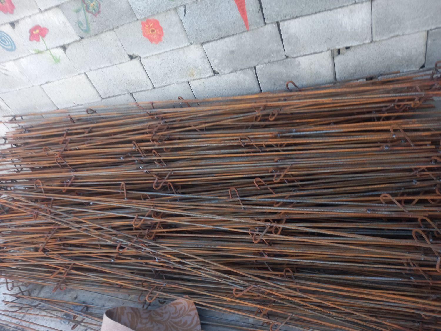 پایه فنس بتونی|خدمات باغبانی و درختکاری|بروجرد, |دیوار