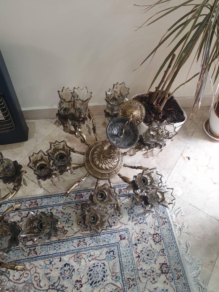 ۲عدد لوستر ۱۲ و ۱۶ شاخه برنزی در حد نو|لوستر و چراغ آویز|تهران, ارامنه|دیوار