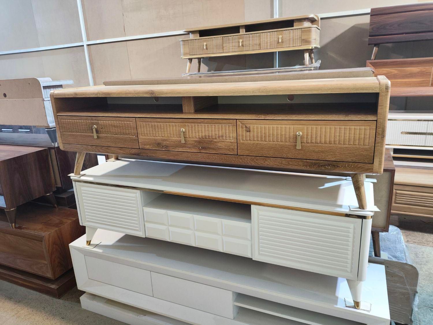 میز تلویزیون پایه چوبی مدل بوگات|میز تلویزیون|اصفهان, ناژوان|دیوار