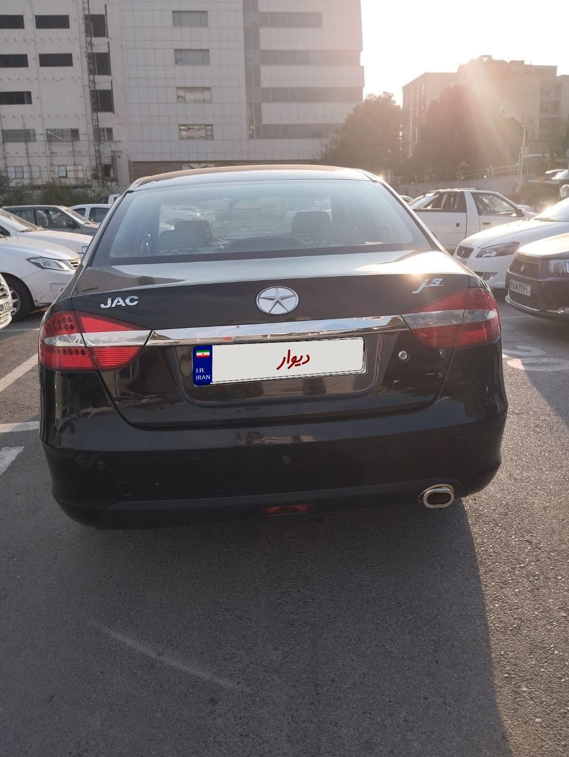 جک J5 دنده‌ای 1500cc، مدل ۱۳۹۳|خودرو سواری و وانت|تهران, ونک|دیوار