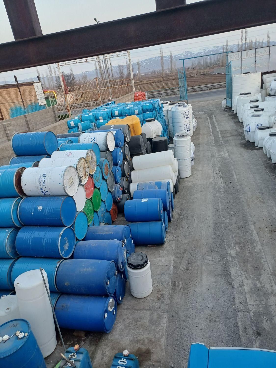 تانکر.مخزن .بشکه .وان|عمده‌فروشی|خوی, |دیوار