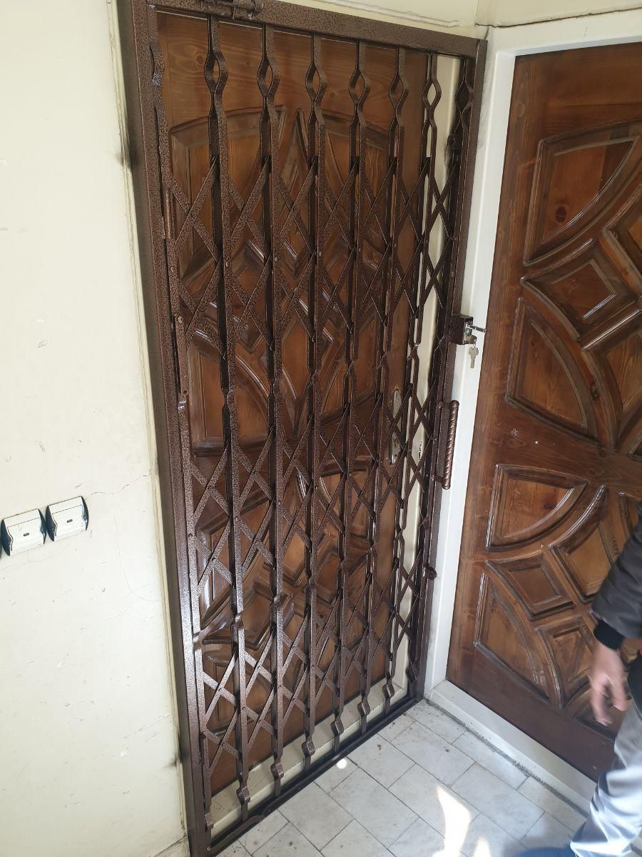 فروش درب آکاردئونی قفل مخفی همراه نصب|مصالح و تجهیزات ساختمان|تهران, شوش|دیوار