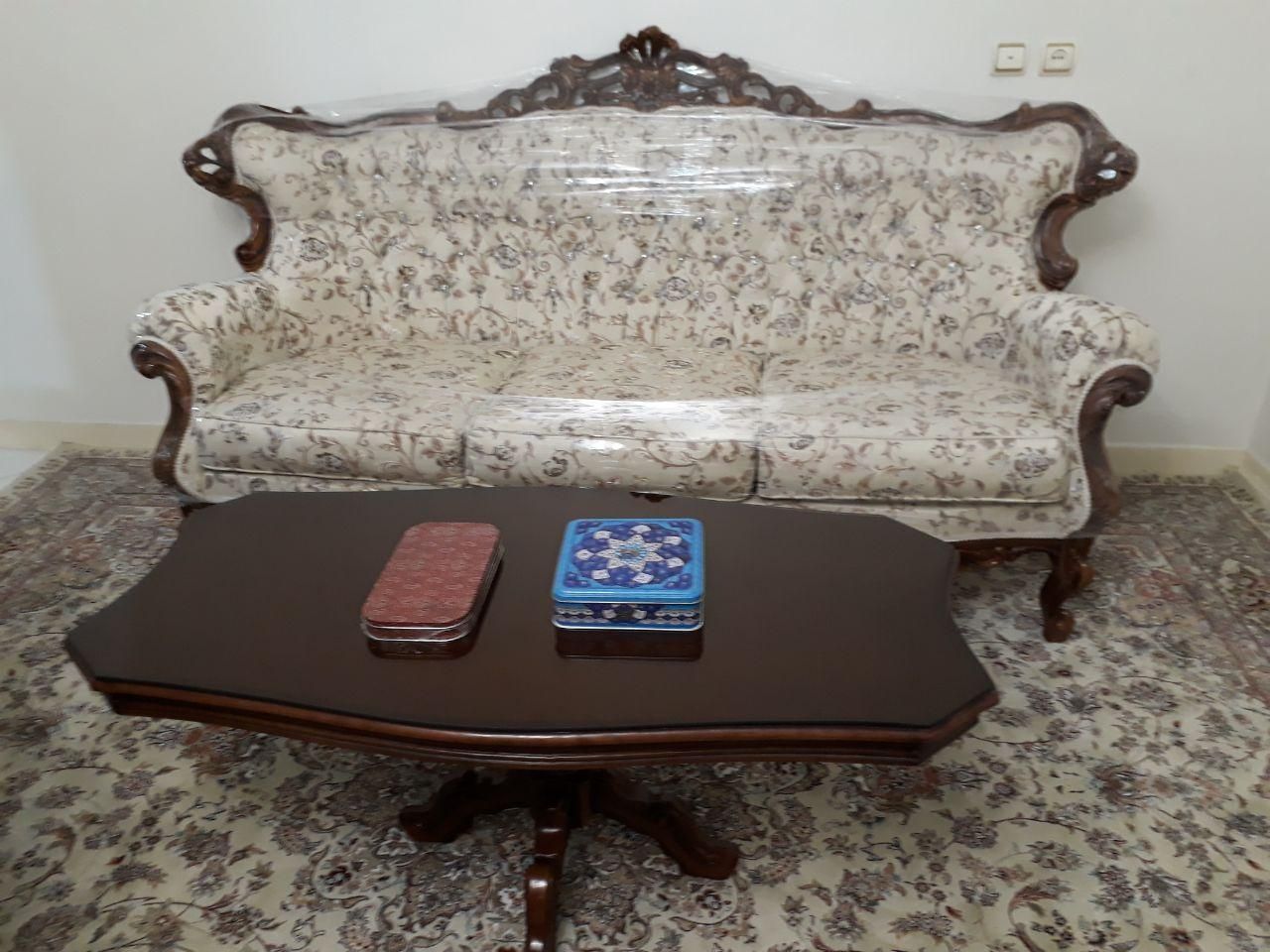 مبلمان ۹ نفره و میز ناهارخوری ۸ نفره . تمیز و مرتب|مبلمان اداری|تهران, اباذر|دیوار