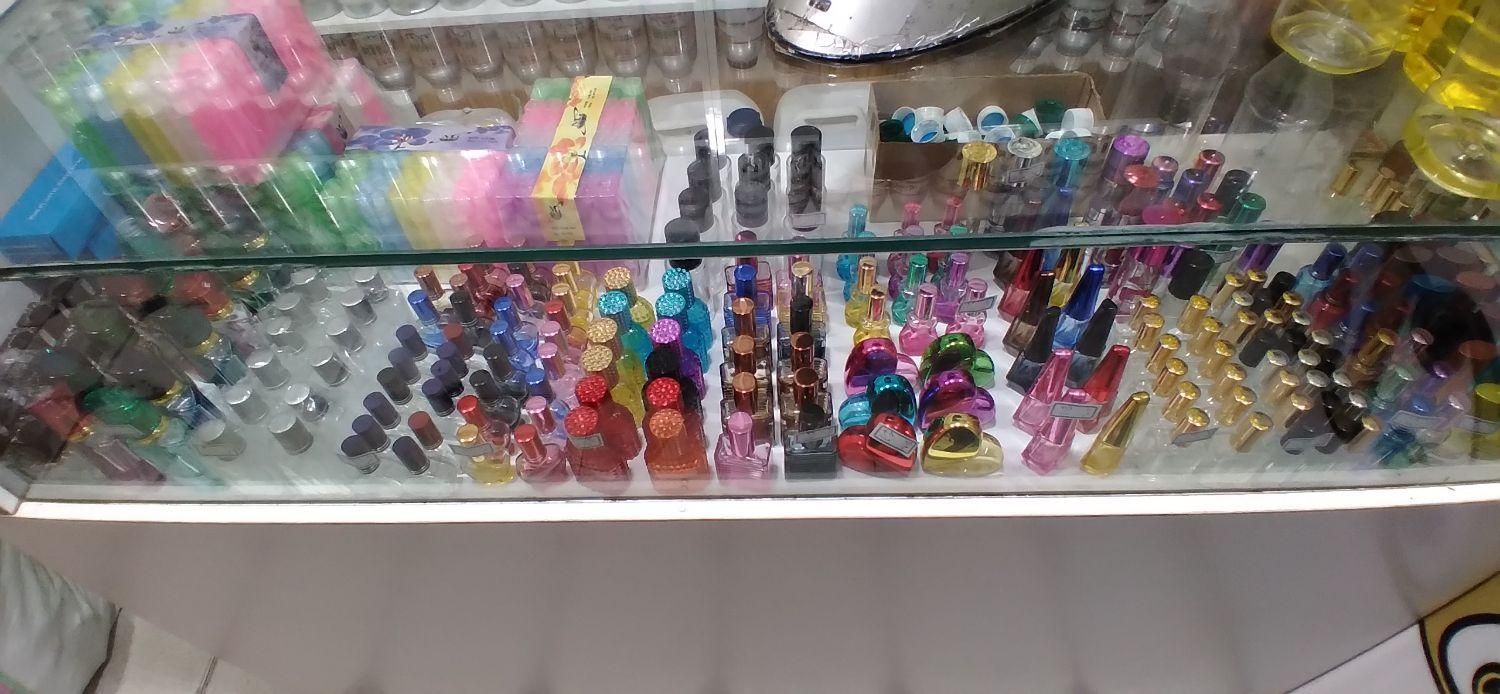 شیشه عطر همه مدل مناسب|آرایشی، بهداشتی، درمانی|مشهد, راه آهن|دیوار