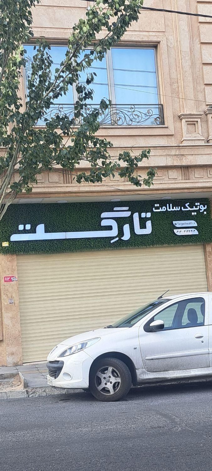 ، چمن. مصنوعی مدل رز بلژیکی|گل مصنوعی|تبریز, |دیوار