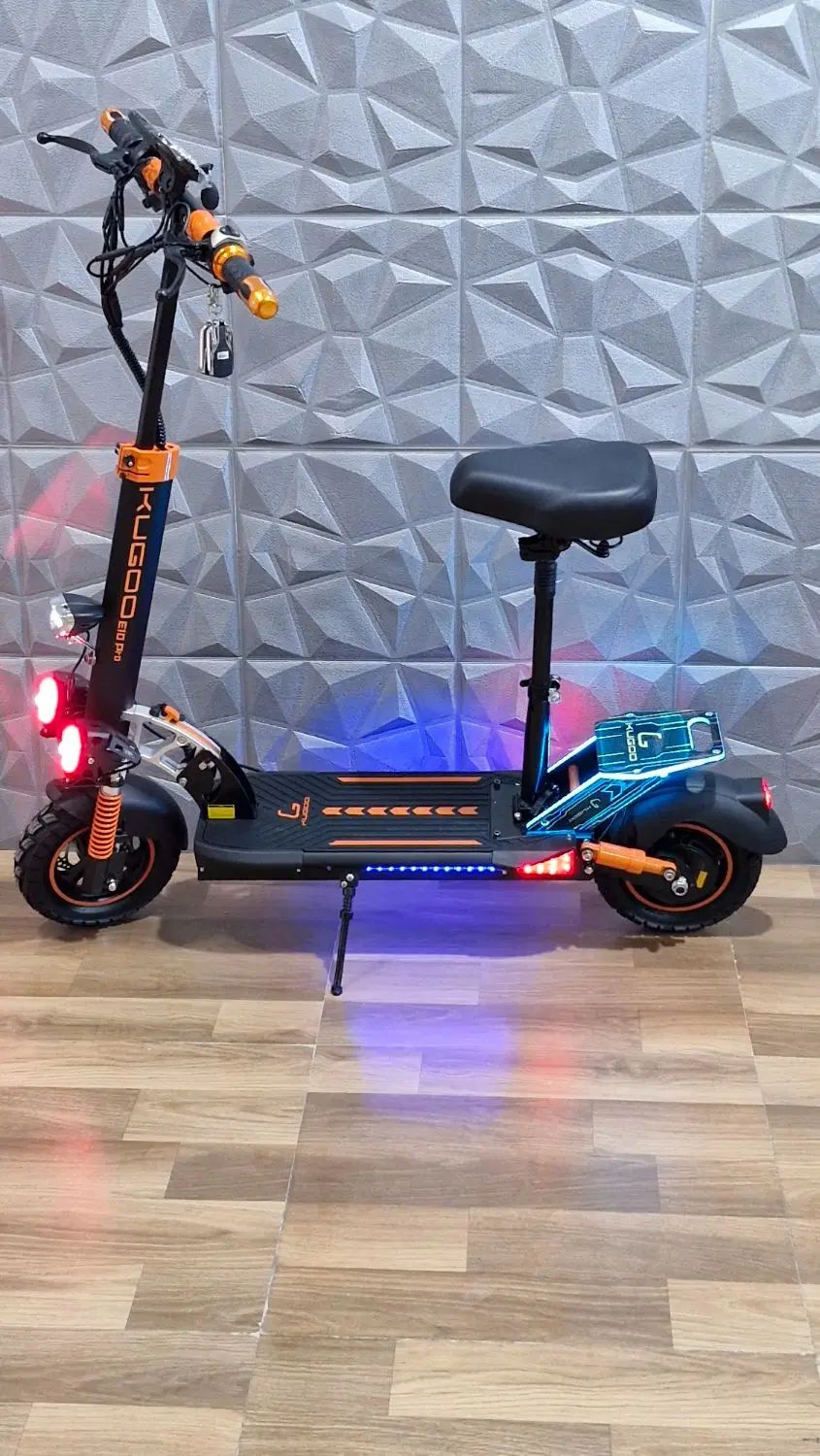 اسکوتر برقی GMAX pro|دوچرخه، اسکیت، اسکوتر|قم, کیوانفر|دیوار